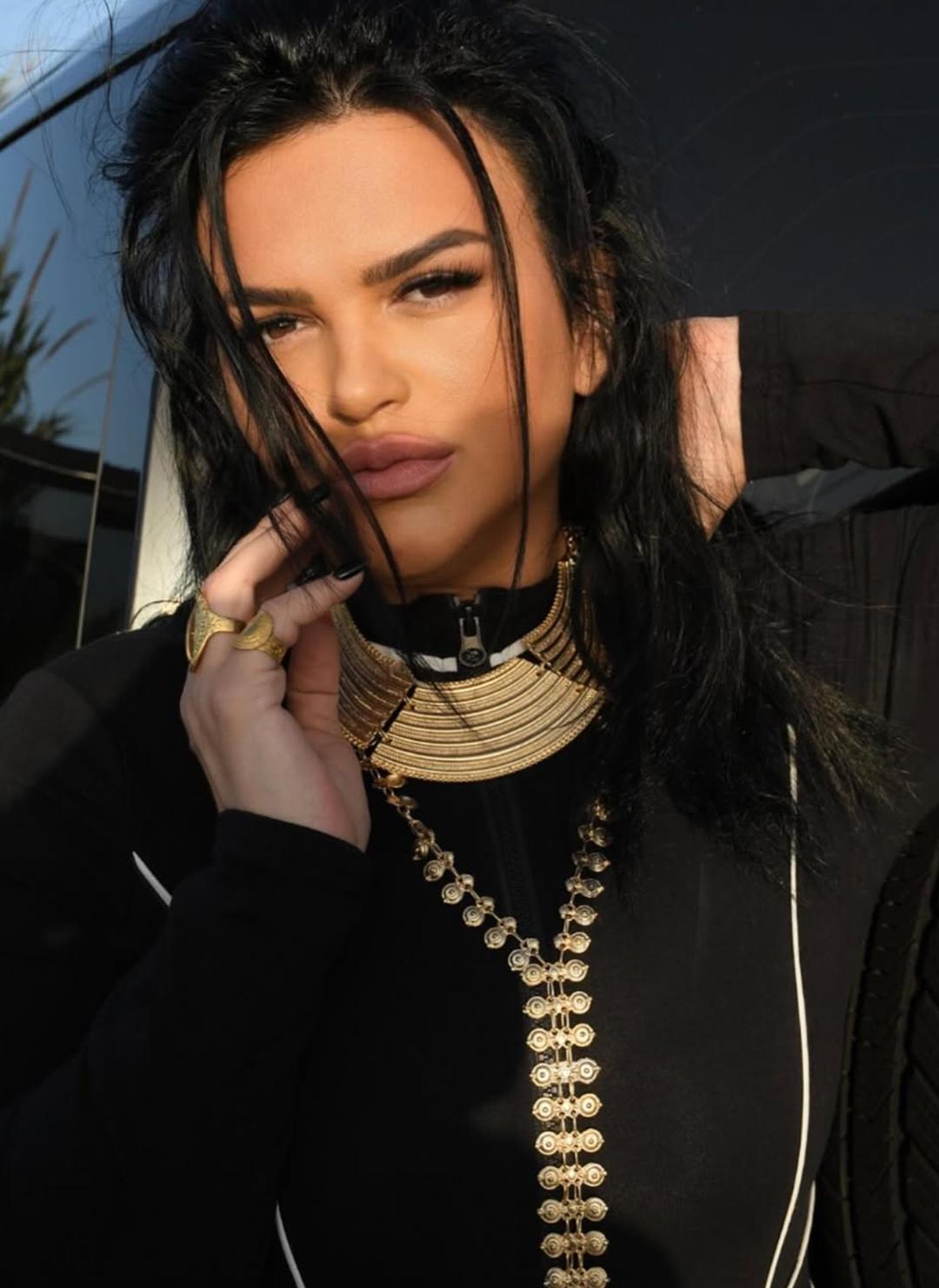 Eye care beauty routine. The must-have beauty products that restore your radiant gaze!