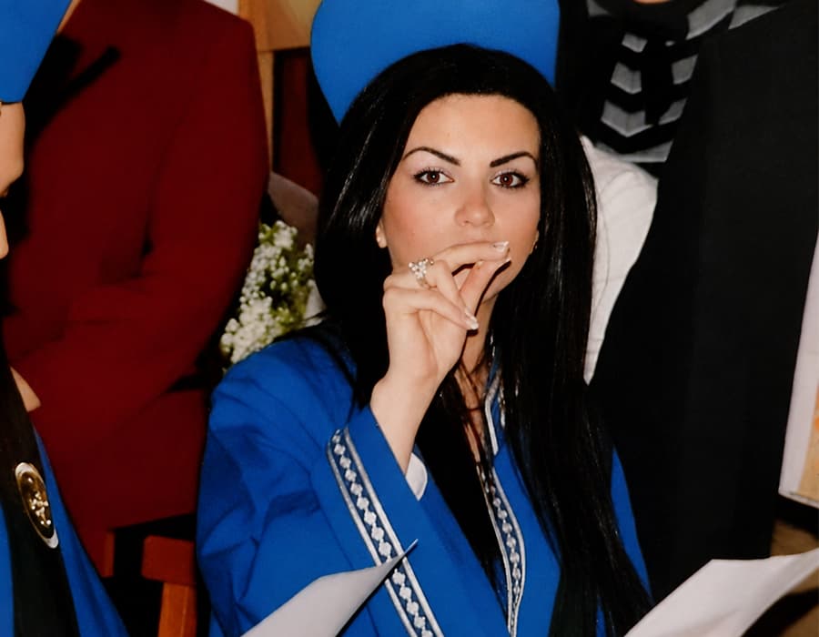 Πρώτα χρόνια και εκπαίδευση